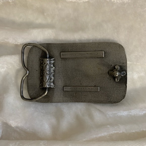 ! Vintage Buckle, Collectors Item, Farmers Co-op Promo Buckle with Horses - Picture 2 of 6